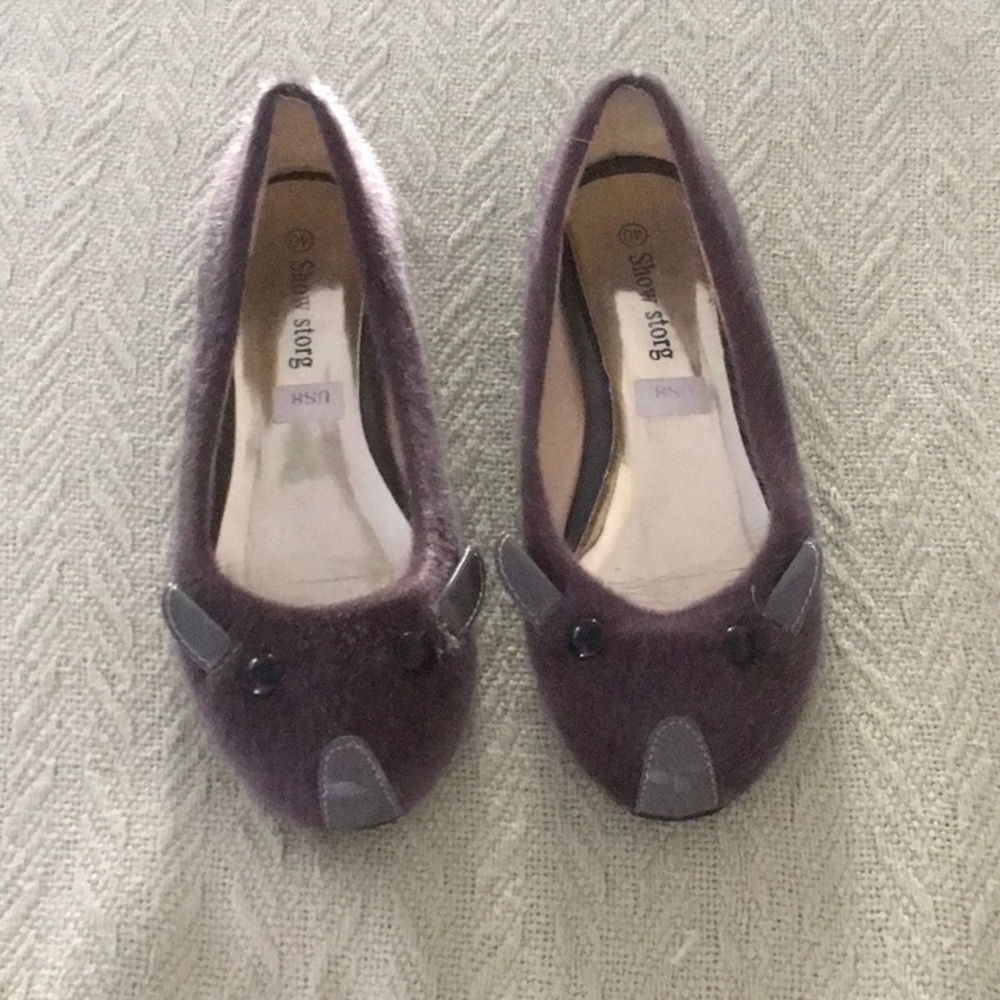 Cute Mouse Shoes.  Size 8M.